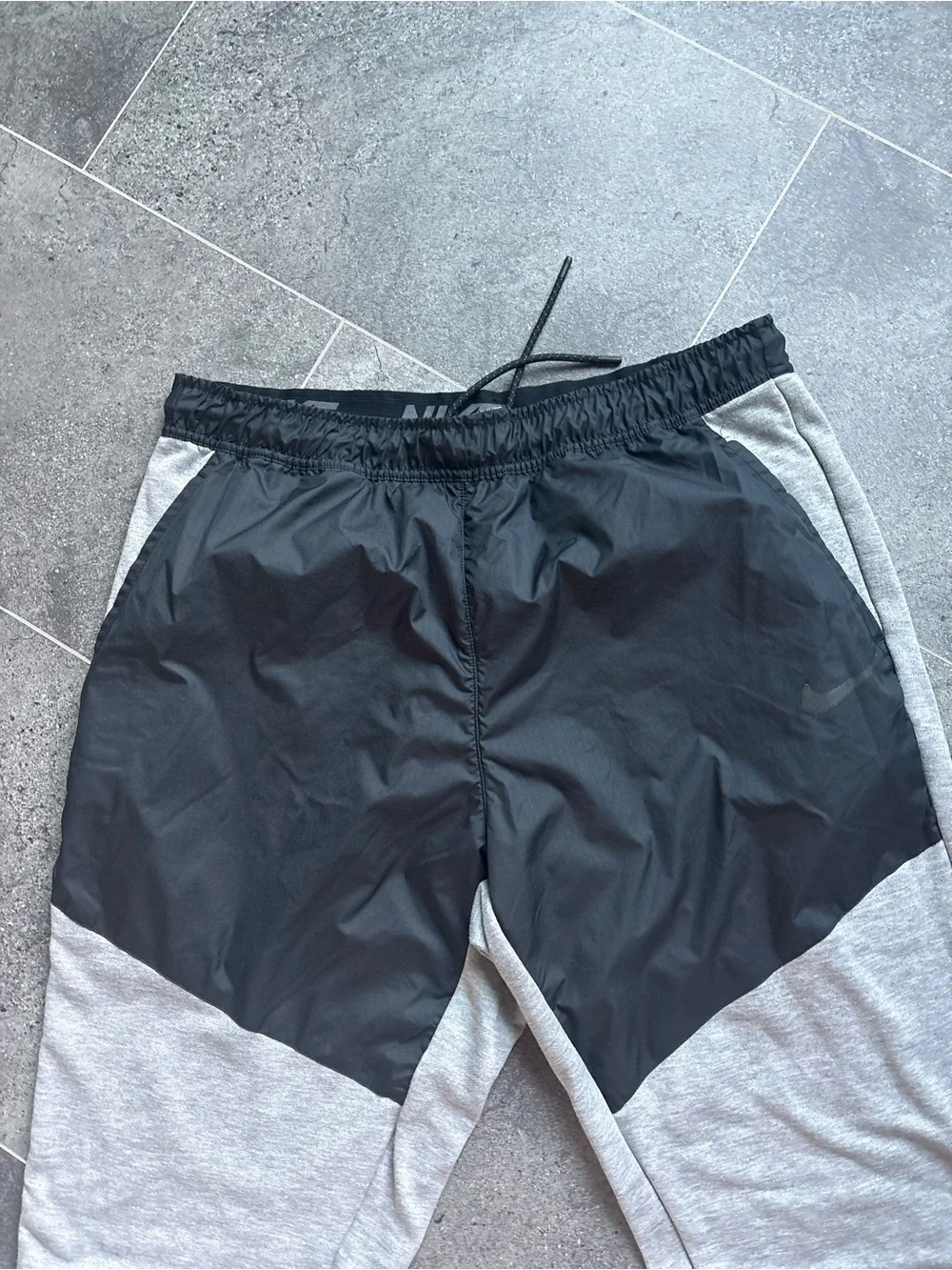 Men's Grey & Black Athletic Jogger Pants